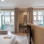 Hotel Karoly Boutique Suites, Location By Bqa