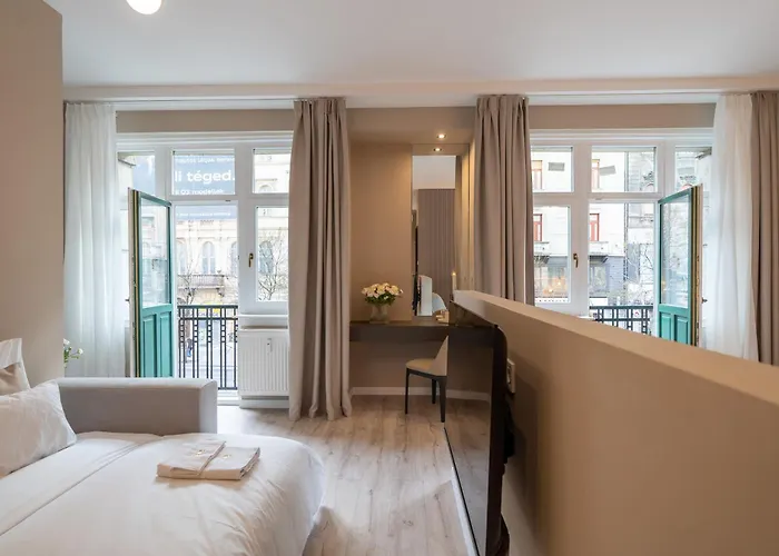 Karoly Boutique Suites, Location By Bqa