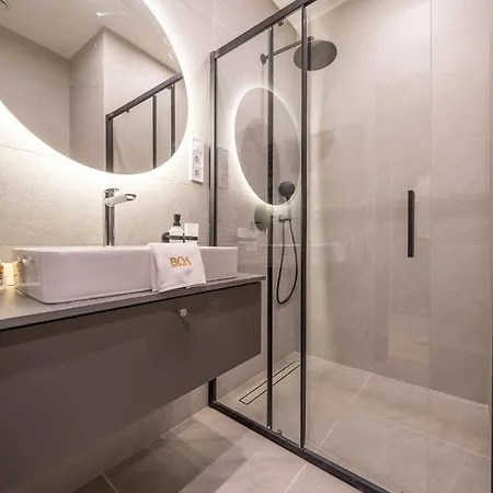 Karoly Boutique Suites, Location By Bqa Отель