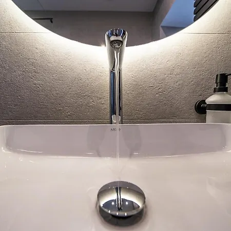 Karoly Boutique Suites, Location By Bqa