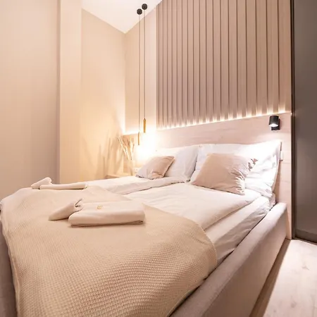 فندق Karoly Boutique Suites, Location By Bqa