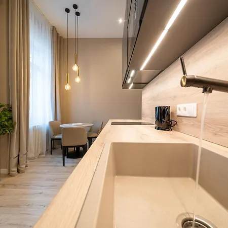 Karoly Boutique Suites, Location By Bqa 4* Budapeste