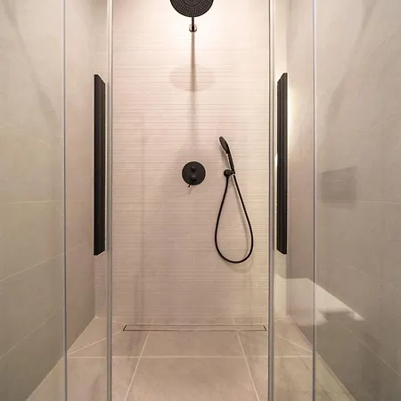 Karoly Boutique Suites, Location By Bqa Hotel