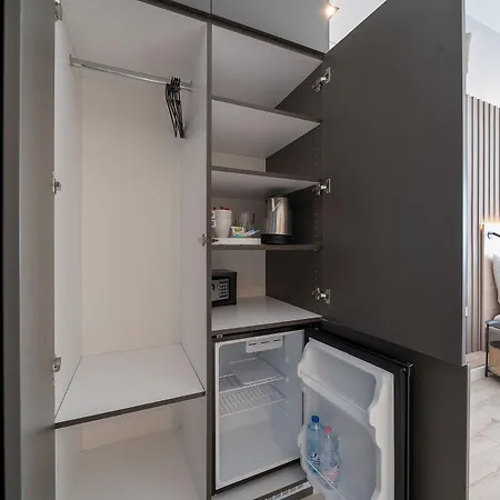 Karoly Boutique Suites, Location By Bqa Budapest