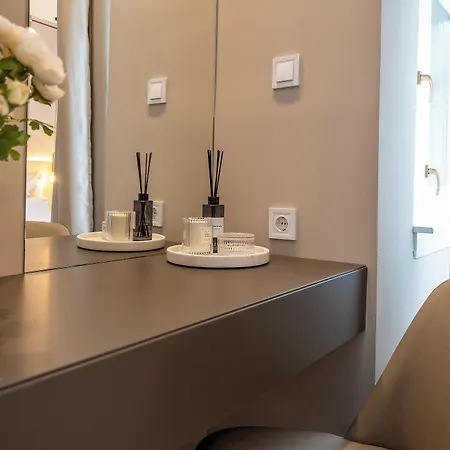 Szálloda Karoly Boutique Suites, Location By Bqa