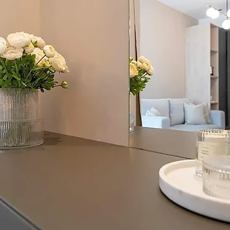 Karoly Boutique Suites, Location By Bqa Hotel 4*