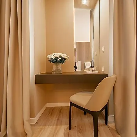Karoly Boutique Suites, Location By Bqa 4*