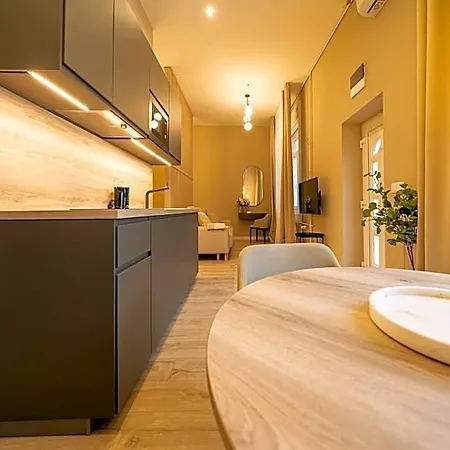 Karoly Boutique Suites, Location By Bqa Hotel Budapeste