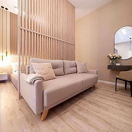 Karoly Boutique Suites, Location By Bqa Hotel 4*