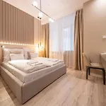Hotel Karoly Boutique Suites, Location By Bqa 4*