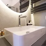 Karoly Boutique Suites, Location By Bqa Hotel Boedapest