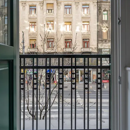 Karoly Boutique Suites, Location By Bqa Hotel Boedapest