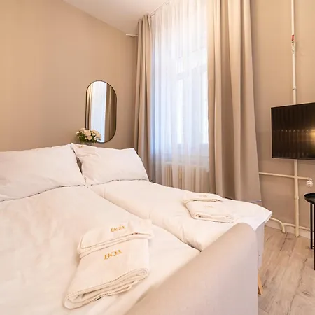 Ξενοδοχείο Karoly Boutique Suites, Location By Bqa 4*