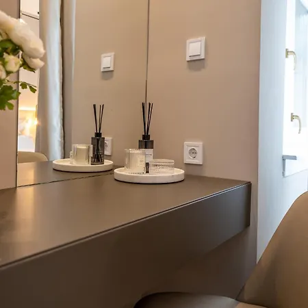 Ξενοδοχείο Karoly Boutique Suites, Location By Bqa