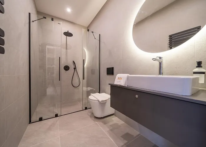 Karoly Boutique Suites, Location By Bqa فندق بودابست